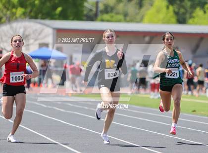 Thumbnail 1 in Bryan Bradley Viking Track Classic (100m) photogallery.