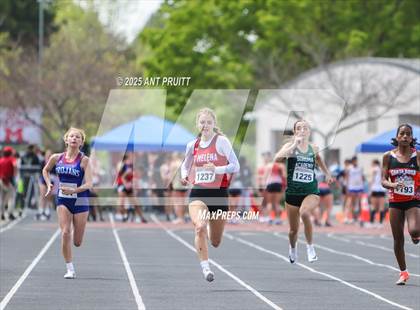 Thumbnail 2 in Bryan Bradley Viking Track Classic (100m) photogallery.