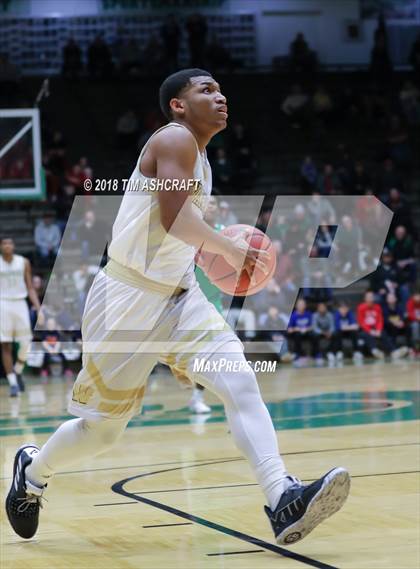 Thumbnail 2 in Valparaiso vs Warren Central photogallery.