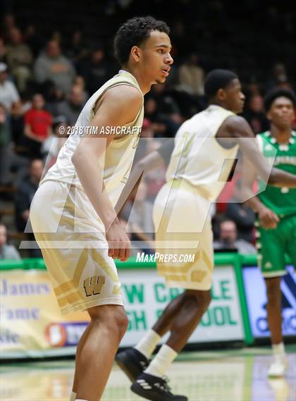 Thumbnail 3 in Valparaiso vs Warren Central photogallery.