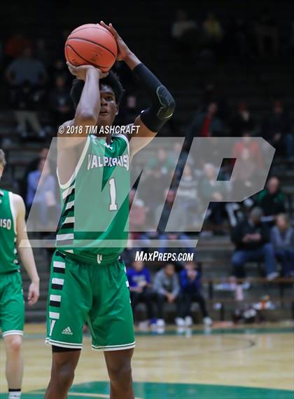 Thumbnail 2 in Valparaiso vs Warren Central photogallery.