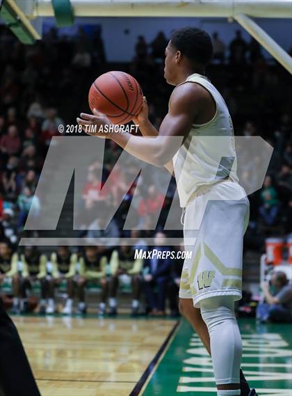 Thumbnail 1 in Valparaiso vs Warren Central photogallery.