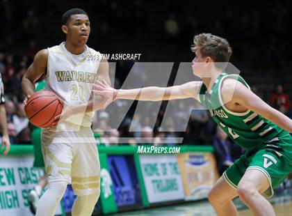 Thumbnail 2 in Valparaiso vs Warren Central photogallery.