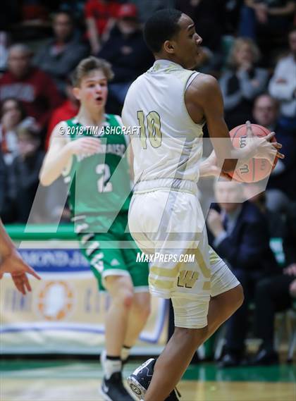 Thumbnail 3 in Valparaiso vs Warren Central photogallery.