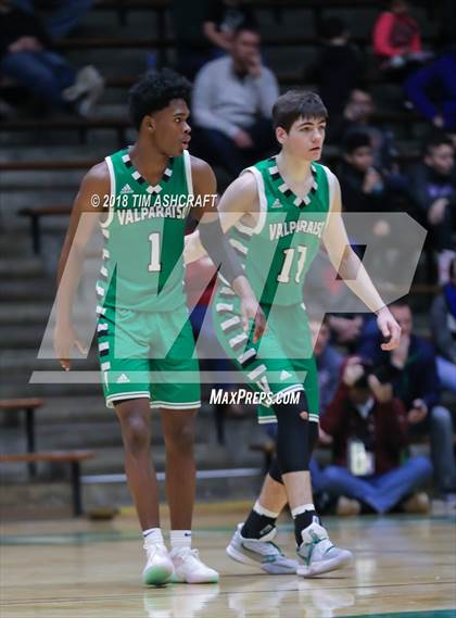 Thumbnail 2 in Valparaiso vs Warren Central photogallery.