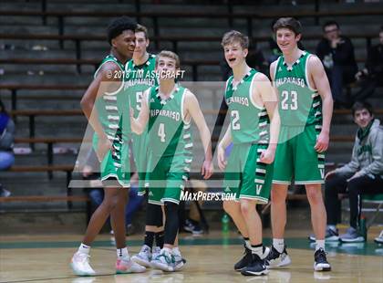 Thumbnail 3 in Valparaiso vs Warren Central photogallery.