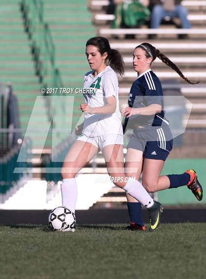 Thumbnail 1 in Clover @ Weddington photogallery.