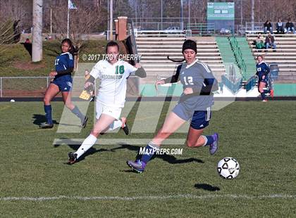 Thumbnail 1 in Clover @ Weddington photogallery.