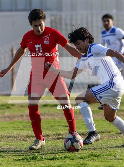 Thumbnail 3 in El Monte @ Marshall photogallery.