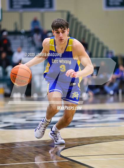 Thumbnail 2 in Port Washington vs. East Meadow (NYSPHSAA Section 8 Class AAA Final) photogallery.