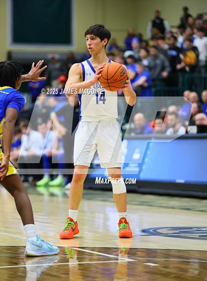 Thumbnail 2 in Port Washington vs. East Meadow (NYSPHSAA Section 8 Class AAA Final) photogallery.