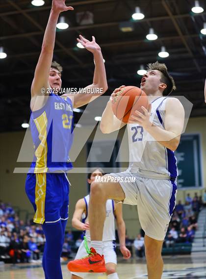 Thumbnail 3 in Port Washington vs. East Meadow (NYSPHSAA Section 8 Class AAA Final) photogallery.