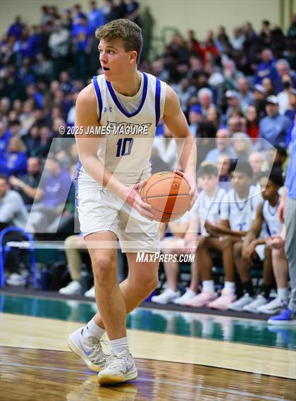 Thumbnail 2 in Port Washington vs. East Meadow (NYSPHSAA Section 8 Class AAA Final) photogallery.