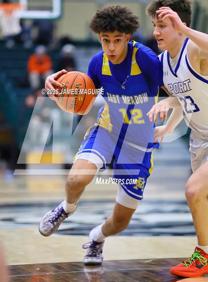 Thumbnail 3 in Port Washington vs. East Meadow (NYSPHSAA Section 8 Class AAA Final) photogallery.