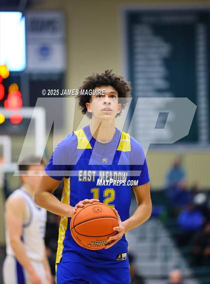 Thumbnail 1 in Port Washington vs. East Meadow (NYSPHSAA Section 8 Class AAA Final) photogallery.