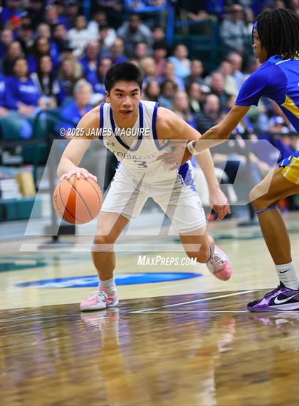 Thumbnail 2 in Port Washington vs. East Meadow (NYSPHSAA Section 8 Class AAA Final) photogallery.