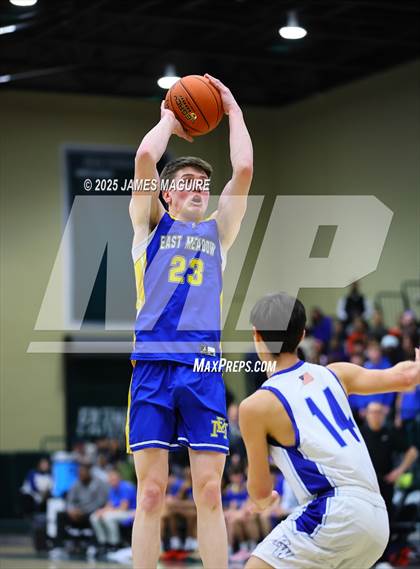 Thumbnail 3 in Port Washington vs. East Meadow (NYSPHSAA Section 8 Class AAA Final) photogallery.