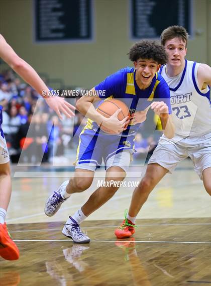 Thumbnail 3 in Port Washington vs. East Meadow (NYSPHSAA Section 8 Class AAA Final) photogallery.