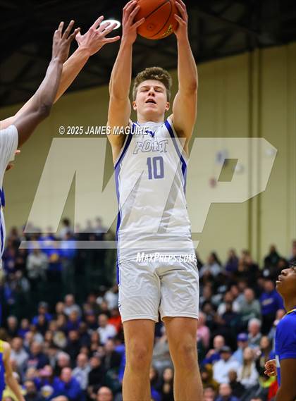 Thumbnail 2 in Port Washington vs. East Meadow (NYSPHSAA Section 8 Class AAA Final) photogallery.