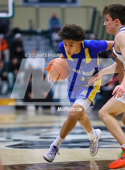 Thumbnail 1 in Port Washington vs. East Meadow (NYSPHSAA Section 8 Class AAA Final) photogallery.