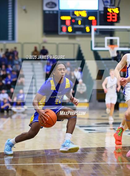 Thumbnail 1 in Port Washington vs. East Meadow (NYSPHSAA Section 8 Class AAA Final) photogallery.