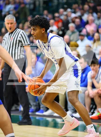 Thumbnail 1 in Port Washington vs. East Meadow (NYSPHSAA Section 8 Class AAA Final) photogallery.