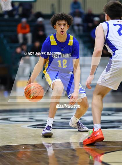 Thumbnail 1 in Port Washington vs. East Meadow (NYSPHSAA Section 8 Class AAA Final) photogallery.
