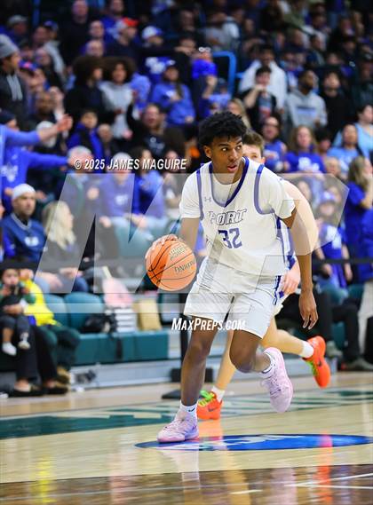 Thumbnail 1 in Port Washington vs. East Meadow (NYSPHSAA Section 8 Class AAA Final) photogallery.