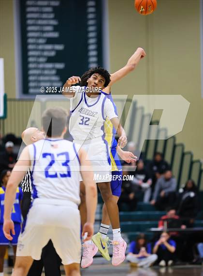 Thumbnail 2 in Port Washington vs. East Meadow (NYSPHSAA Section 8 Class AAA Final) photogallery.