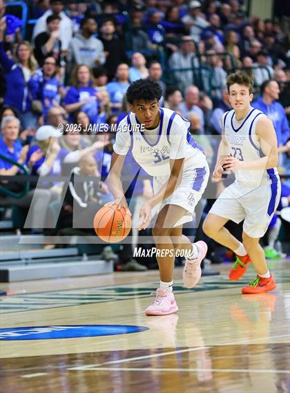 Thumbnail 3 in Port Washington vs. East Meadow (NYSPHSAA Section 8 Class AAA Final) photogallery.