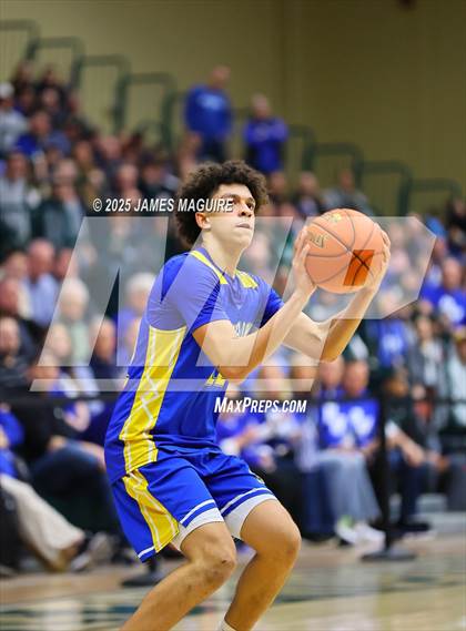 Thumbnail 3 in Port Washington vs. East Meadow (NYSPHSAA Section 8 Class AAA Final) photogallery.