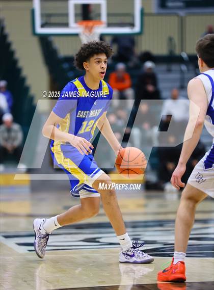 Thumbnail 3 in Port Washington vs. East Meadow (NYSPHSAA Section 8 Class AAA Final) photogallery.