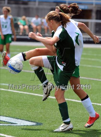 Thumbnail 2 in Donegal vs Trinity (PIAA Class AA Final) photogallery.