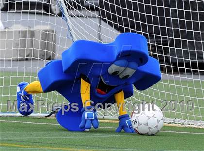 Thumbnail 1 in Donegal vs Trinity (PIAA Class AA Final) photogallery.