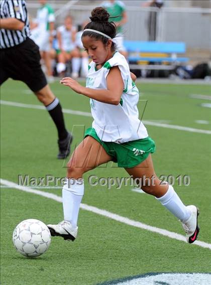 Thumbnail 1 in Donegal vs Trinity (PIAA Class AA Final) photogallery.