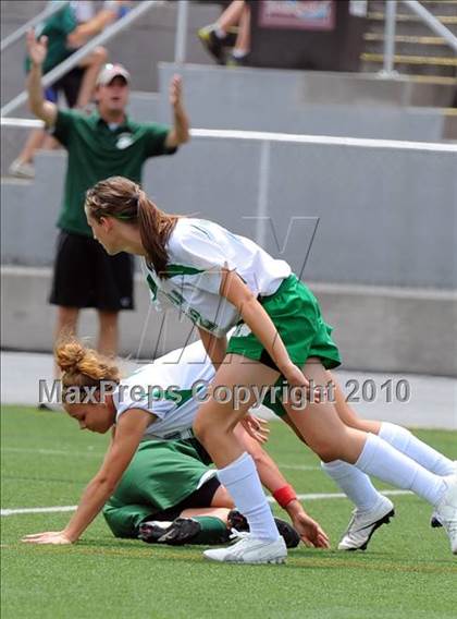 Thumbnail 1 in Donegal vs Trinity (PIAA Class AA Final) photogallery.