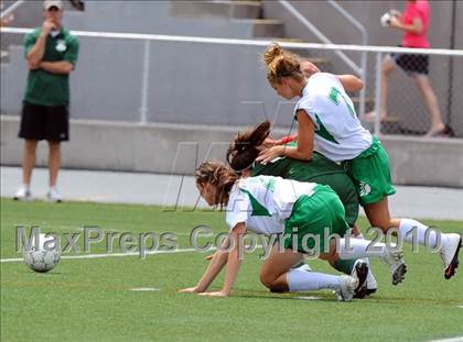 Thumbnail 3 in Donegal vs Trinity (PIAA Class AA Final) photogallery.
