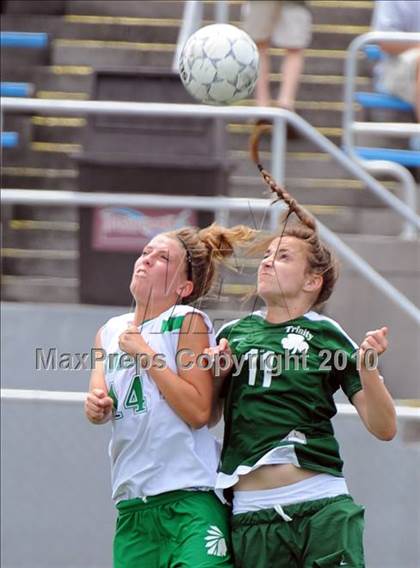 Thumbnail 2 in Donegal vs Trinity (PIAA Class AA Final) photogallery.