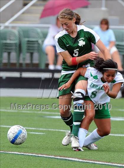 Thumbnail 2 in Donegal vs Trinity (PIAA Class AA Final) photogallery.