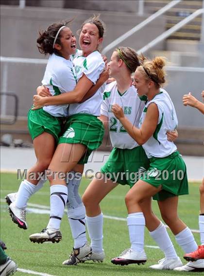 Thumbnail 1 in Donegal vs Trinity (PIAA Class AA Final) photogallery.
