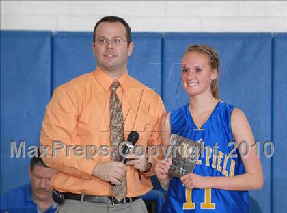 Thumbnail 2 in Eldred vs. Chapel Field (Hambletonian Classic) photogallery.