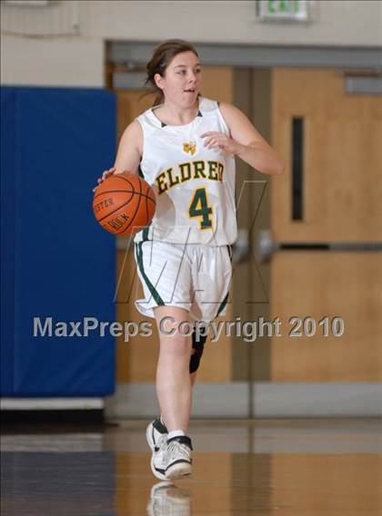 Thumbnail 1 in Eldred vs. Chapel Field (Hambletonian Classic) photogallery.