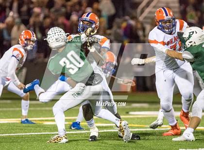 Thumbnail 1 in Rainier Beach vs. Peninsula (WIAA 3A Quarterfinal) photogallery.