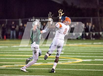 Thumbnail 3 in Rainier Beach vs. Peninsula (WIAA 3A Quarterfinal) photogallery.