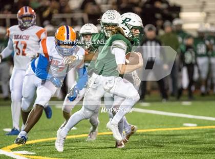 Thumbnail 1 in Rainier Beach vs. Peninsula (WIAA 3A Quarterfinal) photogallery.