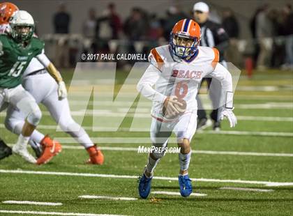 Thumbnail 1 in Rainier Beach vs. Peninsula (WIAA 3A Quarterfinal) photogallery.