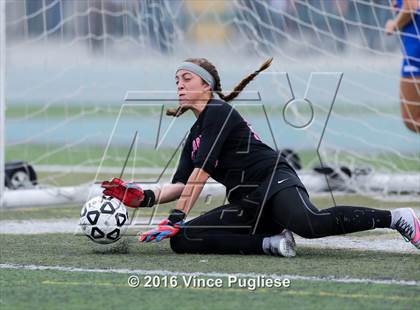 Thumbnail 2 in El Camino Real vs. Taft (CIF LACS D1 Final) photogallery.