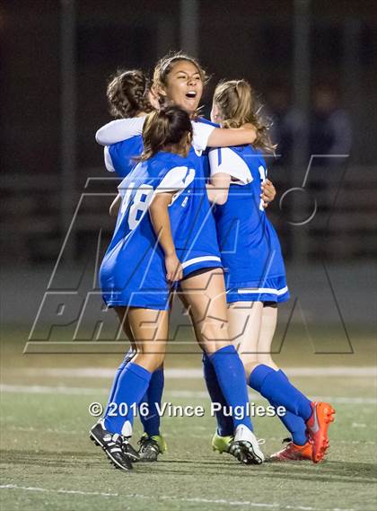Thumbnail 2 in El Camino Real vs. Taft (CIF LACS D1 Final) photogallery.