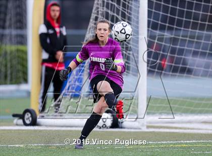 Thumbnail 3 in El Camino Real vs. Taft (CIF LACS D1 Final) photogallery.