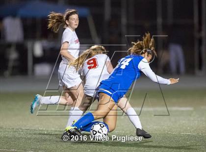 Thumbnail 2 in El Camino Real vs. Taft (CIF LACS D1 Final) photogallery.